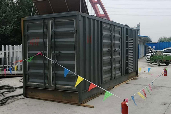 乌苏发电机租赁空气滤清器多久更换一次？