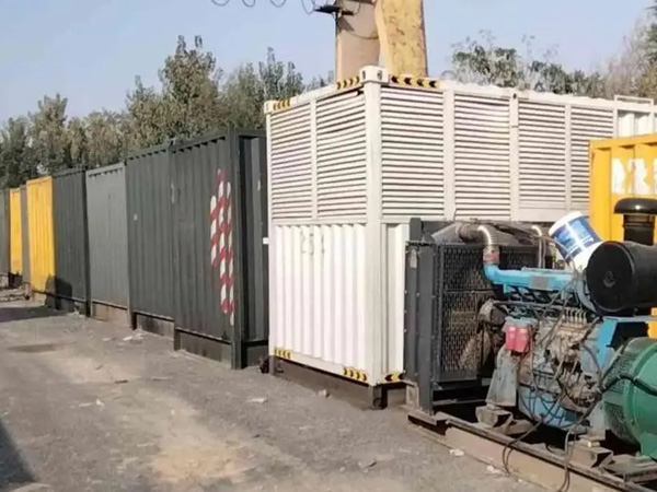 乌苏200KW柴油发电机机组每小时油耗是多少?